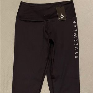 RyderWear Scrunch Leggings. Women’s size Medium.